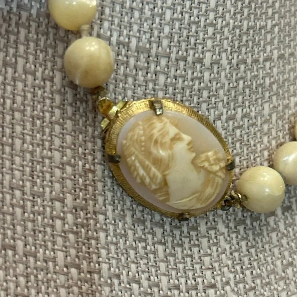 Vintage carved cameo clasp mother of pearl choker necklace large beads necklace
